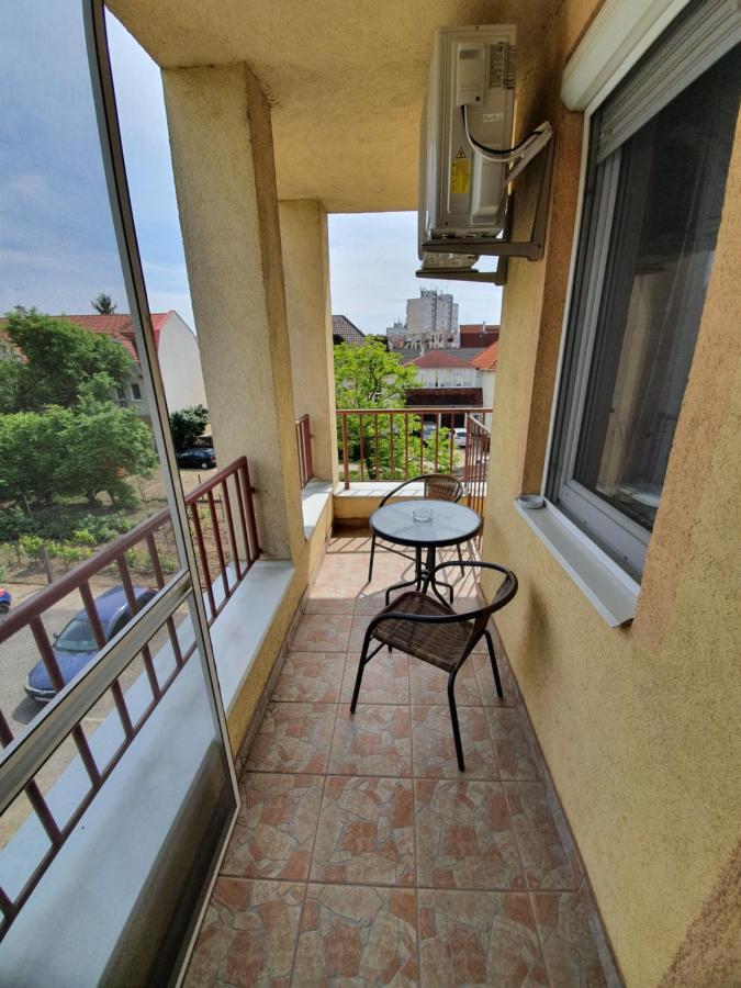 Fischer Apartman 3 Hajduszoboszlo Luaran gambar