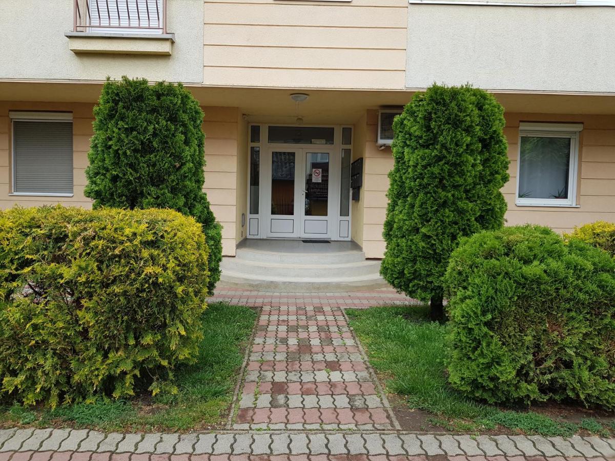 Fischer Apartman 3 Hajduszoboszlo Luaran gambar